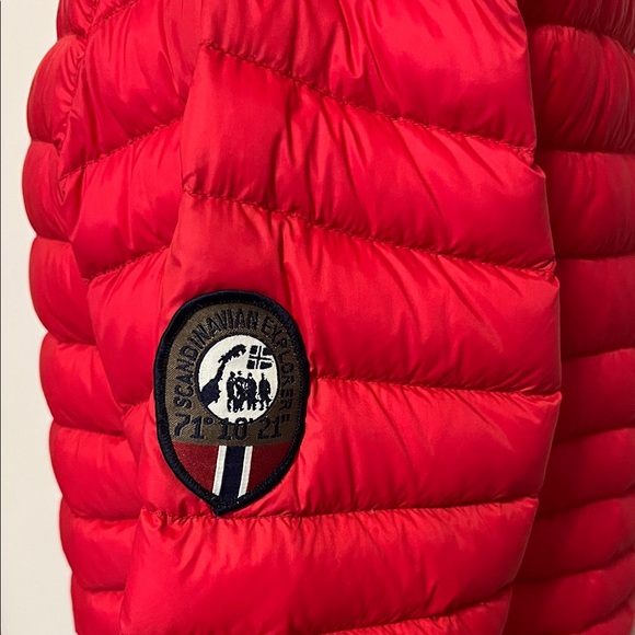 Scandinavian Explorer Down Puffer Jacket, hooded, red w/black details, size XL - Picture 6 of 12
